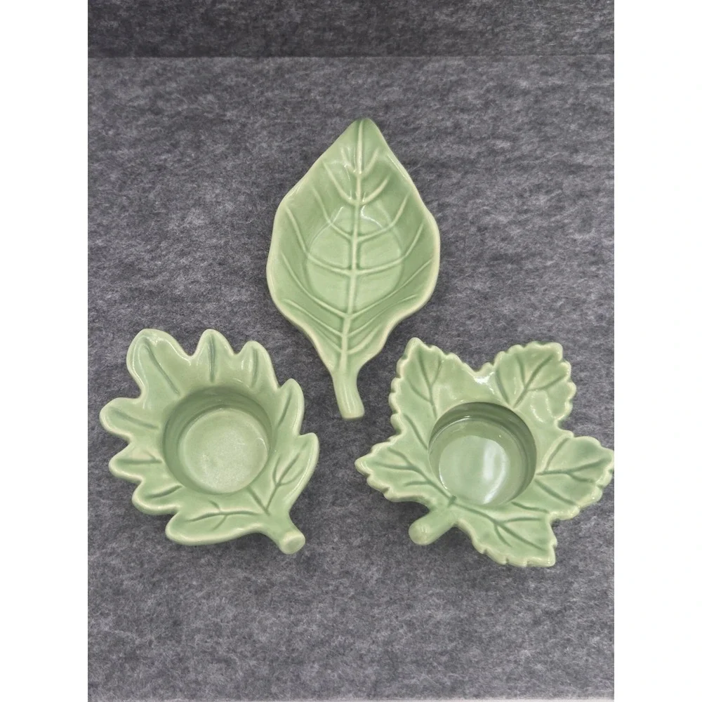 SET OF 3 CERAMIC LIGHT GREEN  LEAVES VOTIVE -TEALIGHT CANDLE HOLDERS